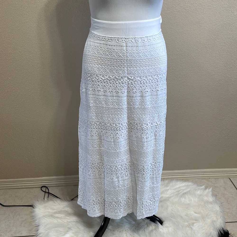 Lane Bryant white lace skirt.